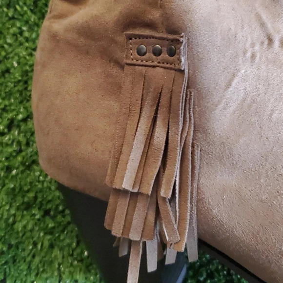 NWT Bongo Womens Zipper Up Ankle Booties with Fringe & Rivet Side Design - Picture 3 of 13